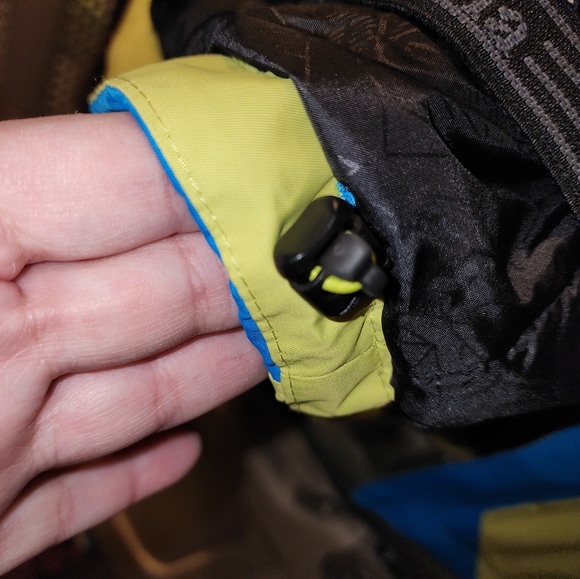 Columbia Ski Jacket - Picture 3 of 13